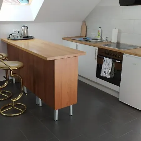 Riverside And Tours Hébergement de vacances *