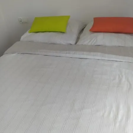 Riverside And Tours Hébergement de vacances *