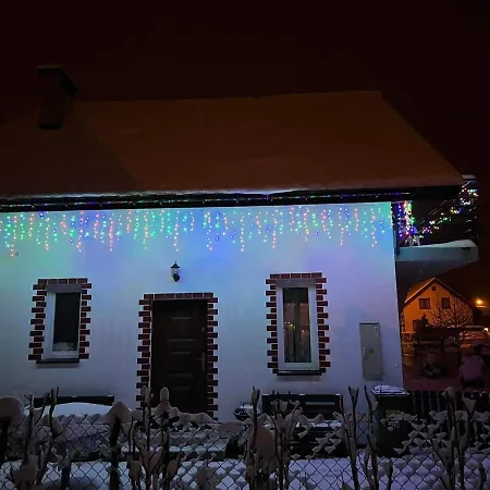 Riverside And Tours Gdów