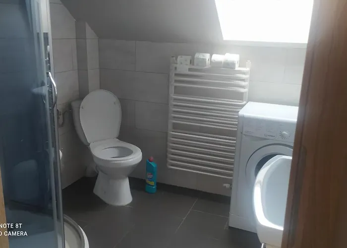 Riverside And Tours Gdów